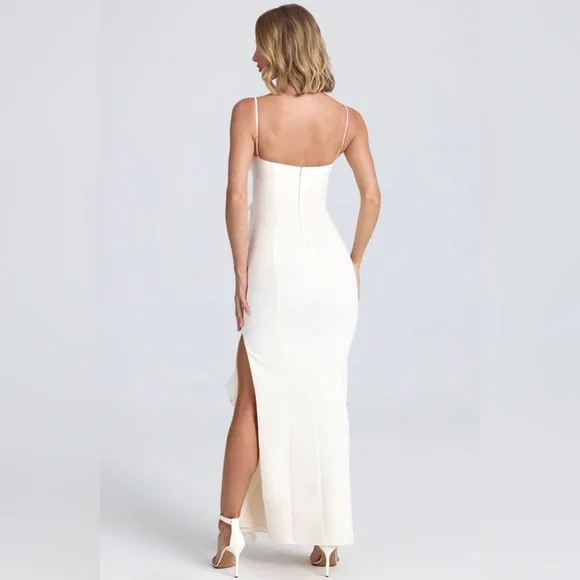 Ivory Ruffle Dress - Picture 5 of 5